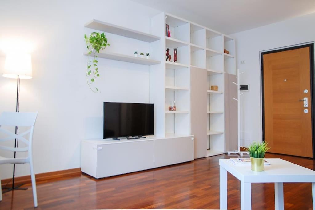 & Pet - Trilocale Promenade Santa Giulia Apartamento